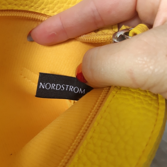 FannyPack "Nordstrom" Yellow Leather Rainbow Strap - Picture 6 of 7